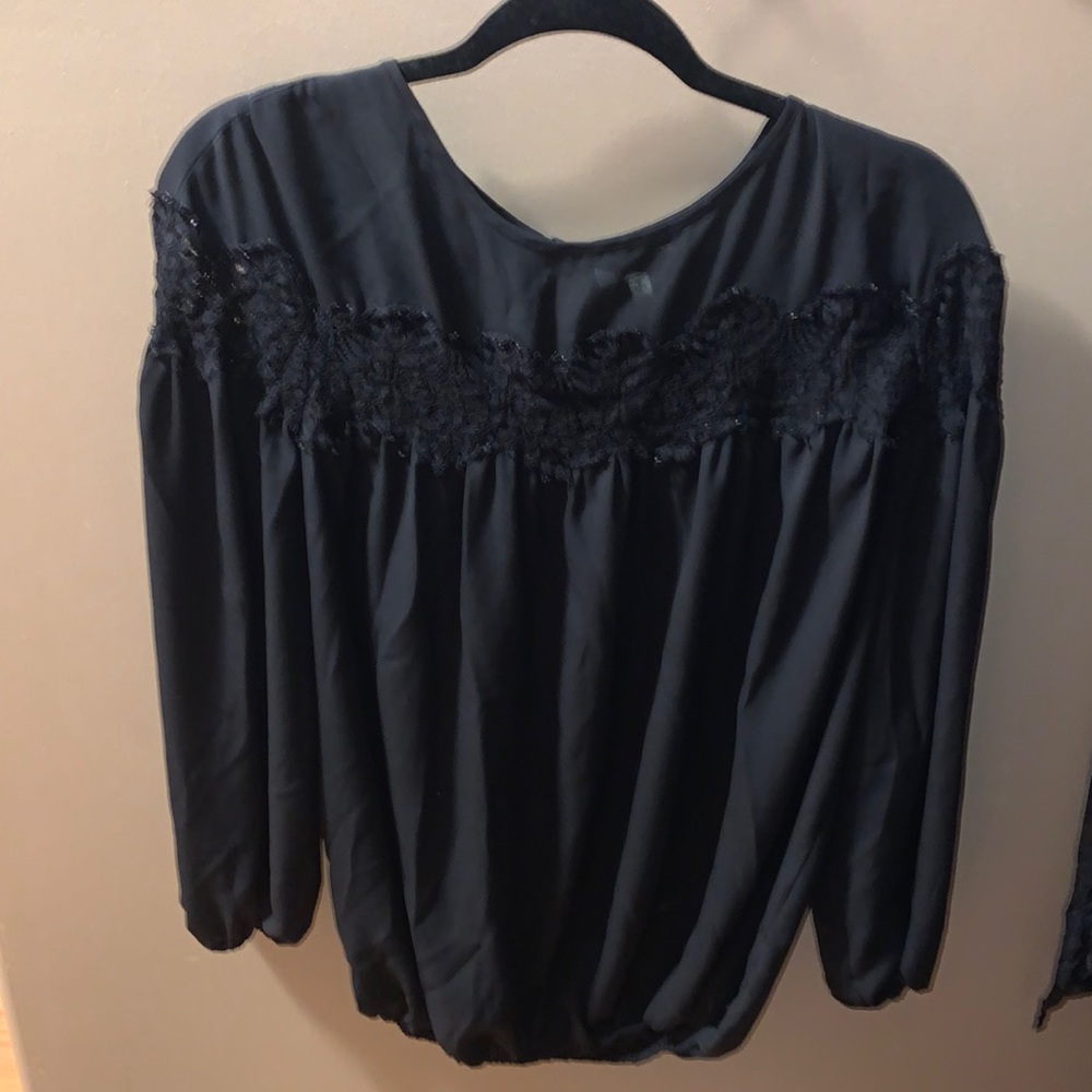 Black long sleeve dressy blouse